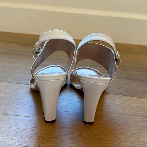 Stuart Weitzman White Leather Heeled Sandals - Picture 4 of 4